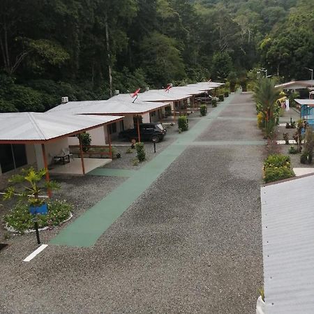Puerto Vargas Lodge Cahuita Kültér fotó