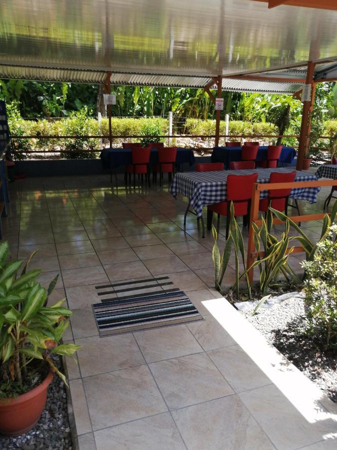 Puerto Vargas Lodge Cahuita Kültér fotó