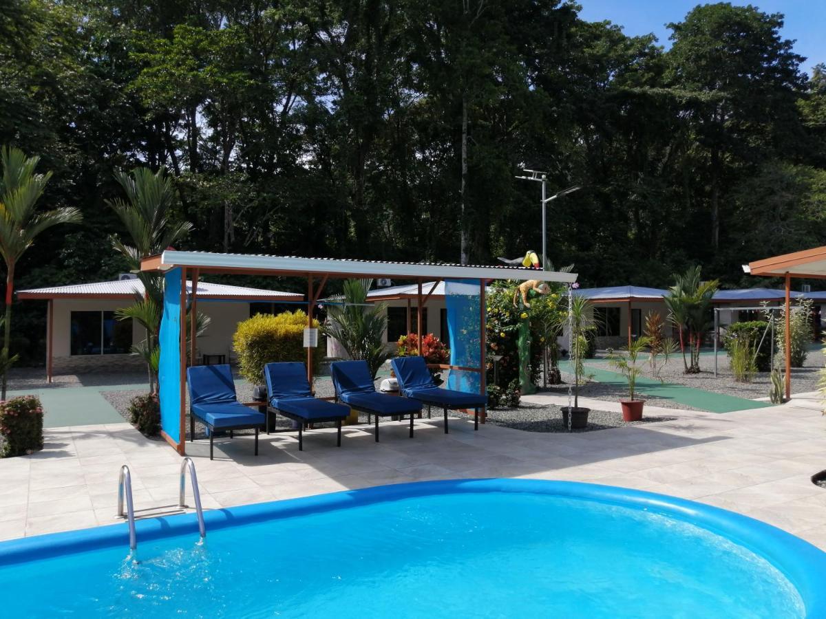 Puerto Vargas Lodge Cahuita Kültér fotó