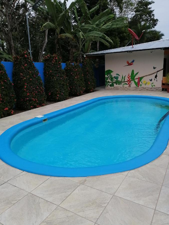 Puerto Vargas Lodge Cahuita Kültér fotó