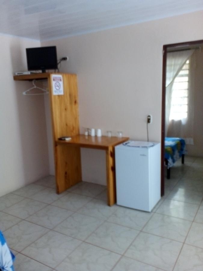 Puerto Vargas Lodge Cahuita Kültér fotó